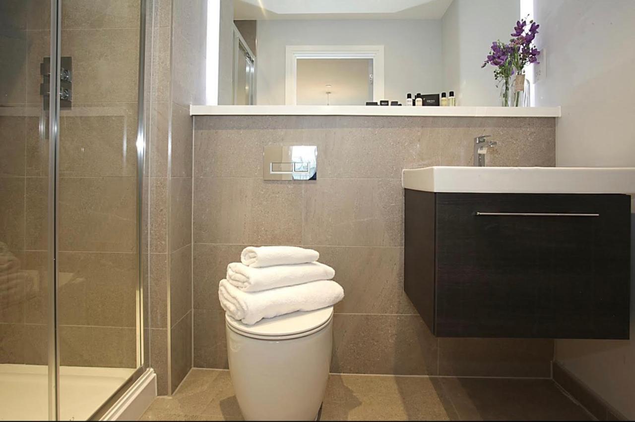 Mnitri Apartment Luton  Exteriér fotografie