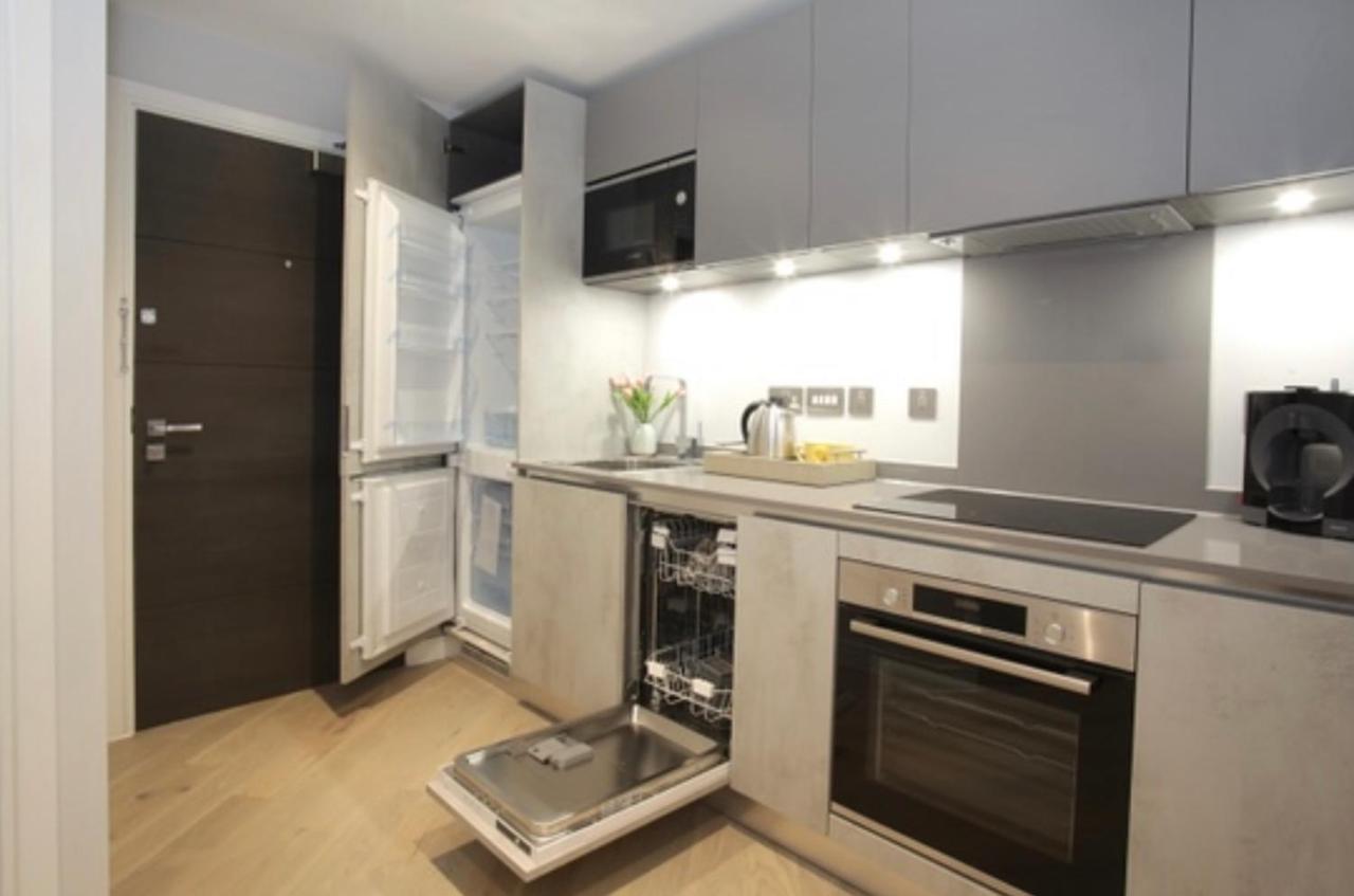Mnitri Apartment Luton  Exteriér fotografie
