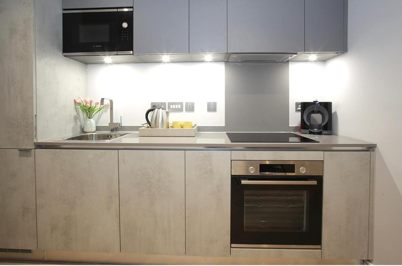 Mnitri Apartment Luton  Exteriér fotografie
